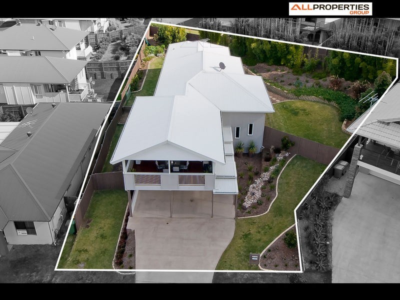 25 Lakes Entrance Drive, Springfield Lakes QLD 4300