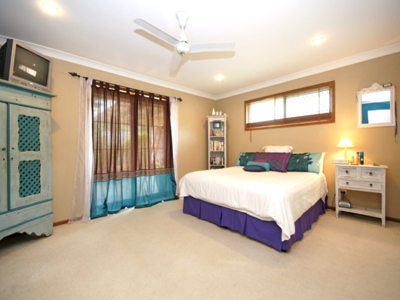 13 Seabrook Crescent, Forest Lake QLD 4078