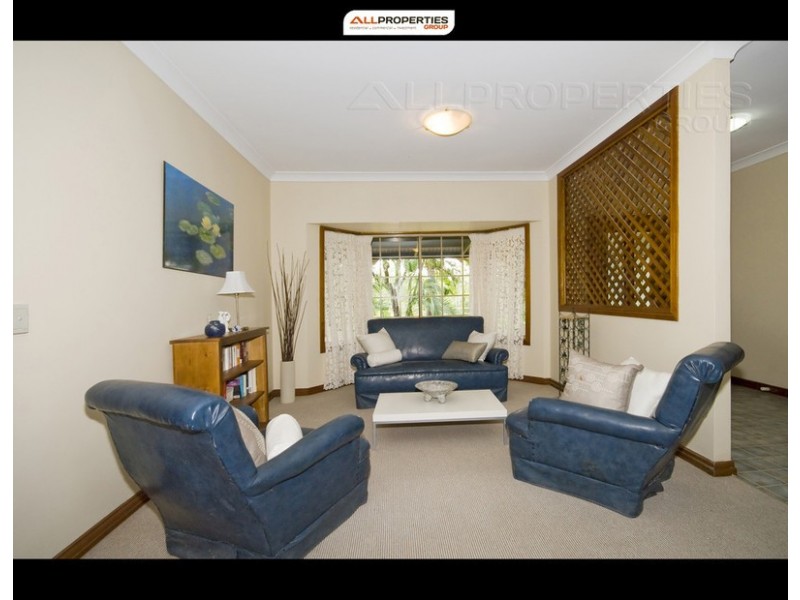 44 Nottingham Court, Forestdale QLD 4118