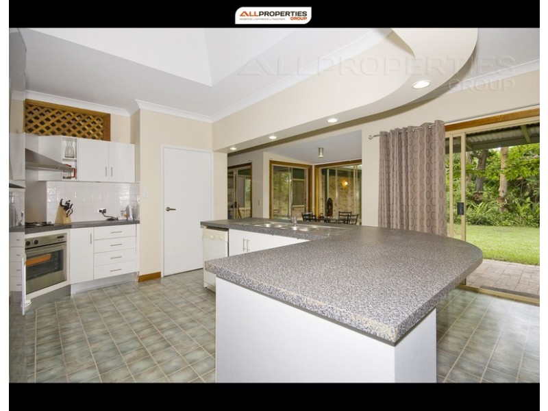 44 Nottingham Court, Forestdale QLD 4118