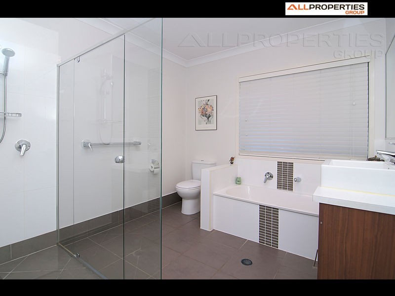 3 Snowy River Circuit, Forest Lake QLD 4078