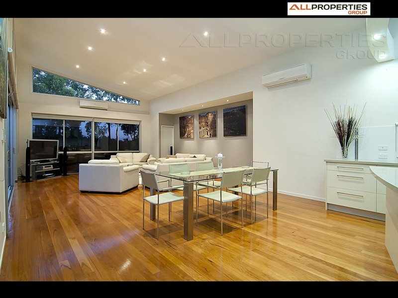 28 Lapford Circuit, Drewvale QLD 4116