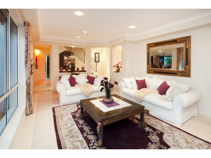 25 Brittany Dr, Oxenford QLD 4210