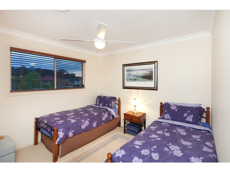 25 Brittany Dr, Oxenford QLD 4210