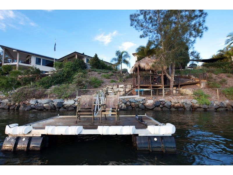 25 Brittany Dr, Oxenford QLD 4210