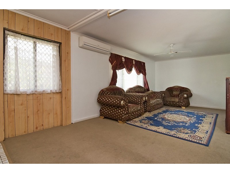 10 Penguin St, Inala QLD 4077