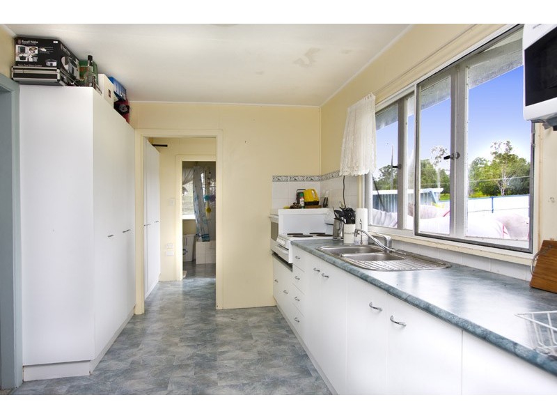 23 Rosina Rd, North Maclean QLD 4280