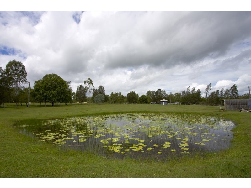 23 Rosina Rd, North Maclean QLD 4280