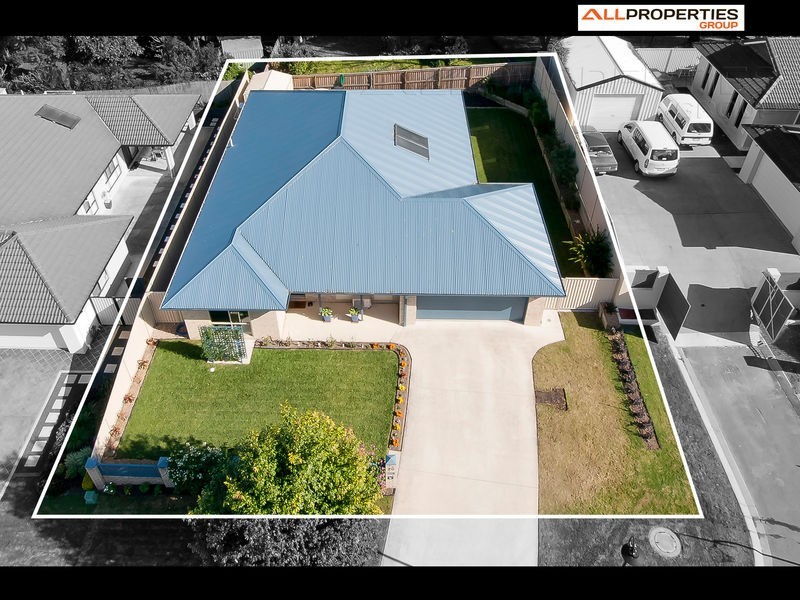 20 Degas Street, Forest Lake QLD 4078