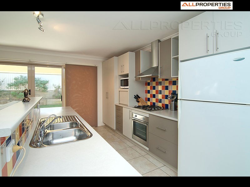 20 Degas Street, Forest Lake QLD 4078