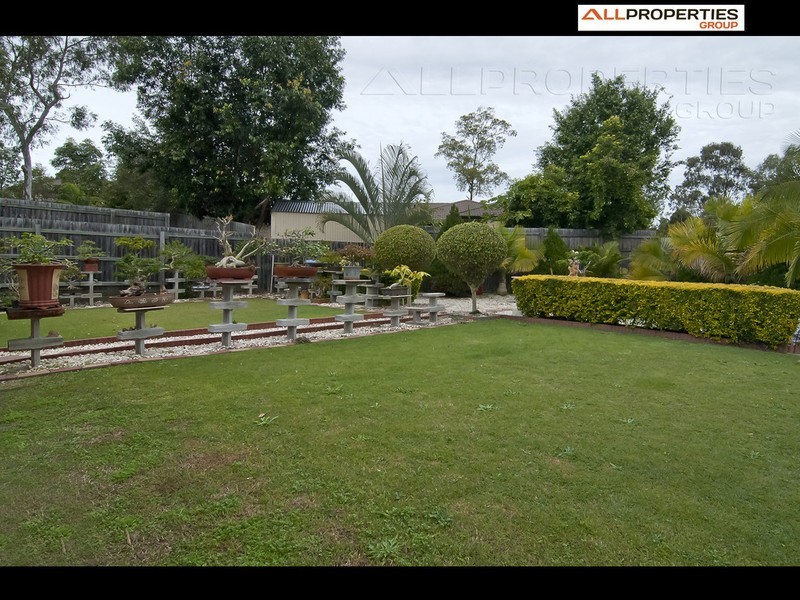 25 Leyburn Cr, Forest Lake QLD 4078