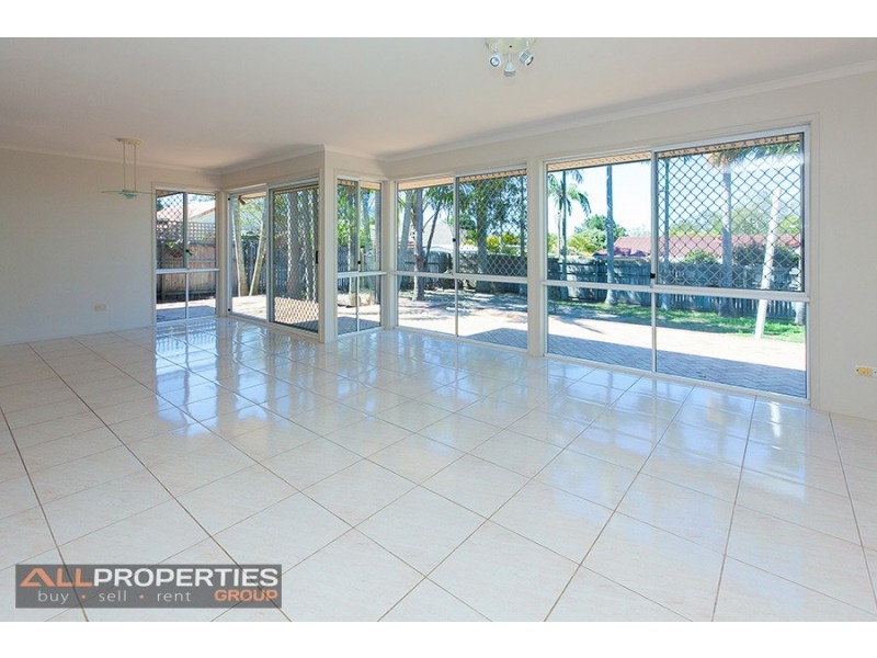 63 Serrata Circuit, Forest Lake QLD 4078