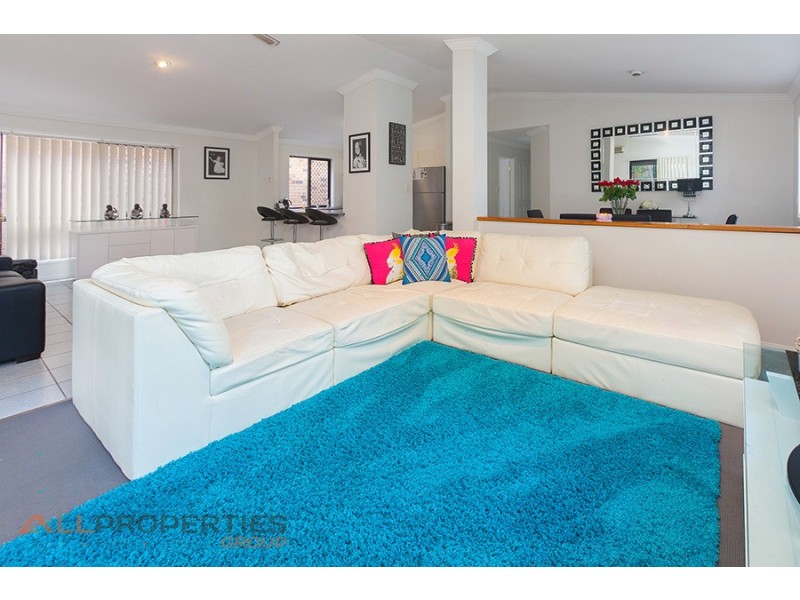 67 St James Street, Forest Lake QLD 4078