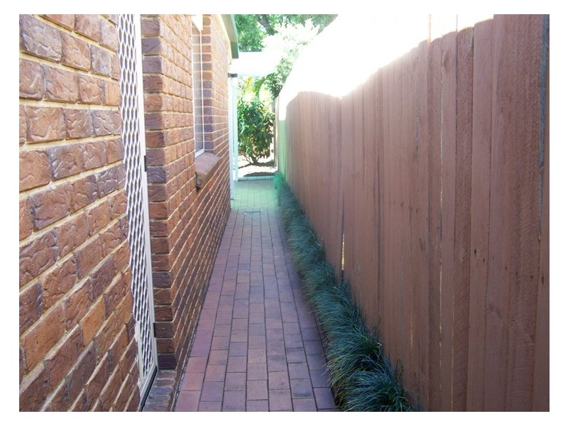 11 Carnarvon Close, Forest Lake QLD 4078