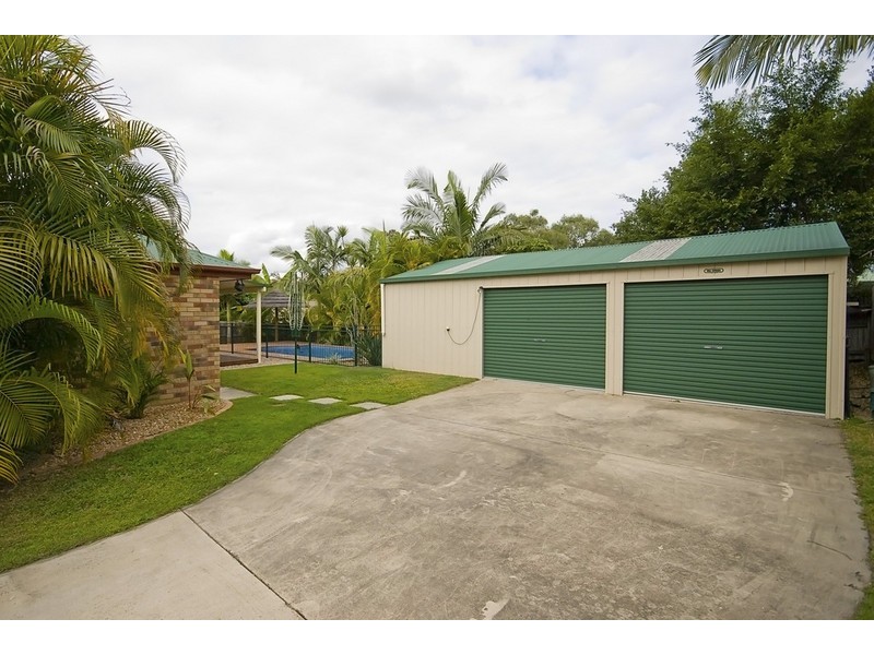 9 Scarlet Place, Forest Lake QLD 4078