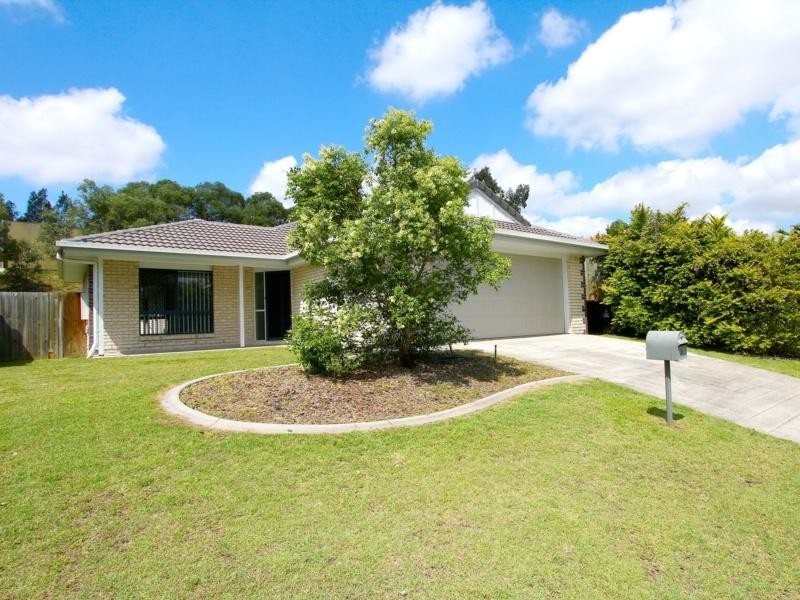 64 Watarrka Drive, Parkinson QLD 4115