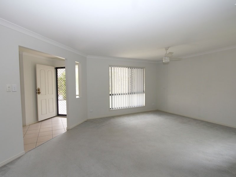 64 Watarrka Drive, Parkinson QLD 4115