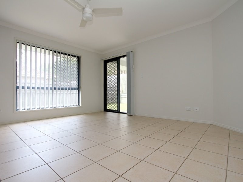 64 Watarrka Drive, Parkinson QLD 4115