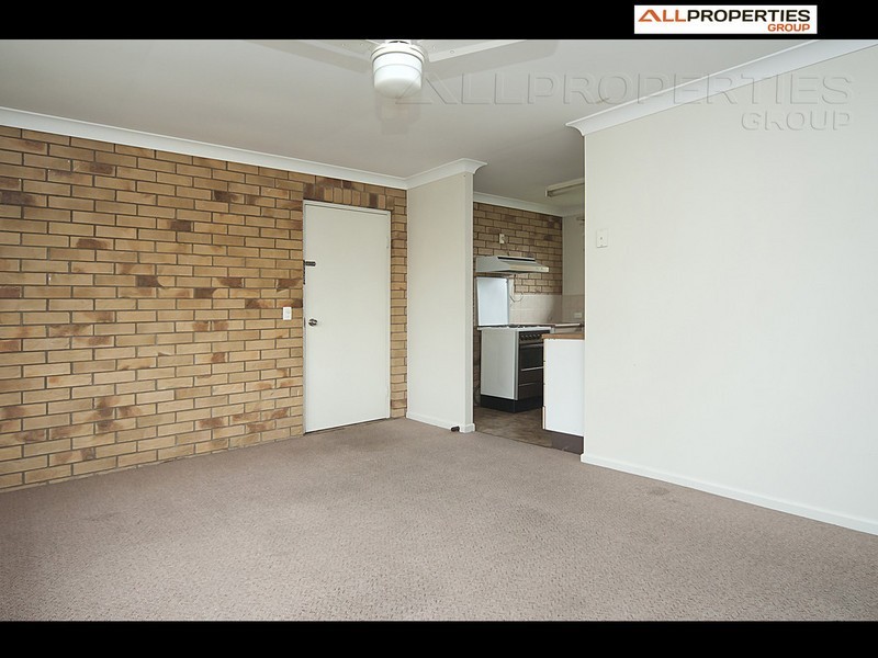 Unit 4/13 Blackwood Road, Logan Central QLD 4114
