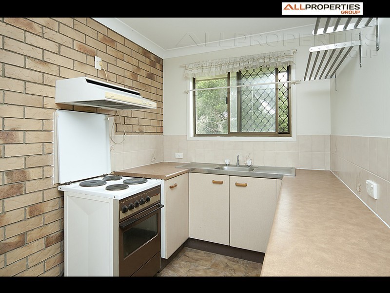 Unit 4/13 Blackwood Road, Logan Central QLD 4114