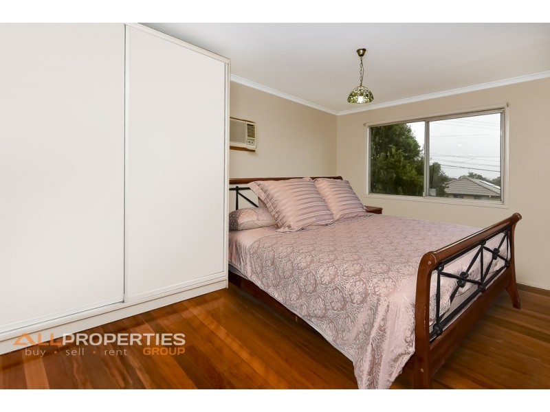 105 Fourth Avenue, Marsden QLD 4132