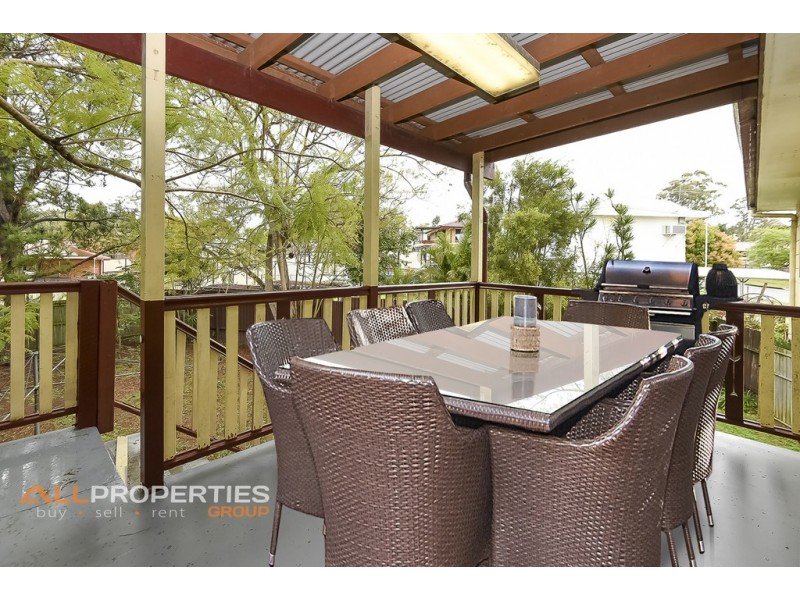 105 Fourth Avenue, Marsden QLD 4132