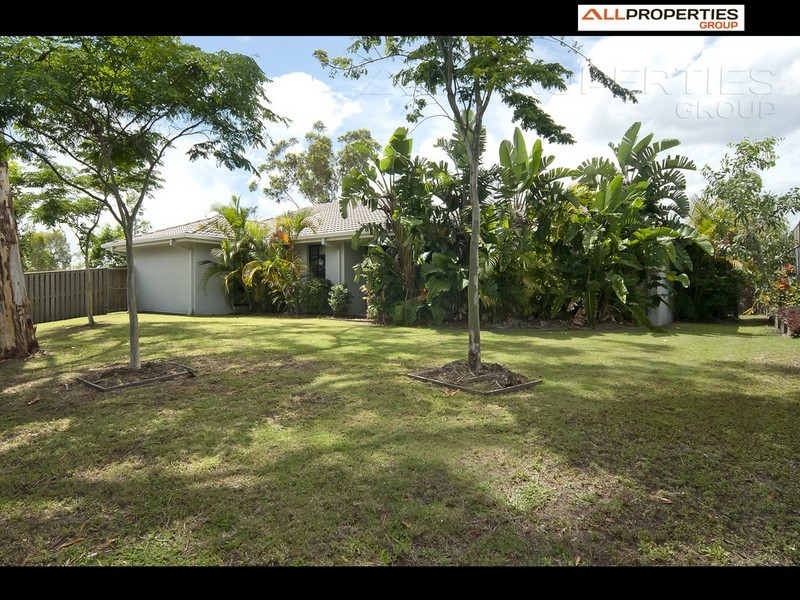 26 Cypress Street, Heathwood QLD 4110