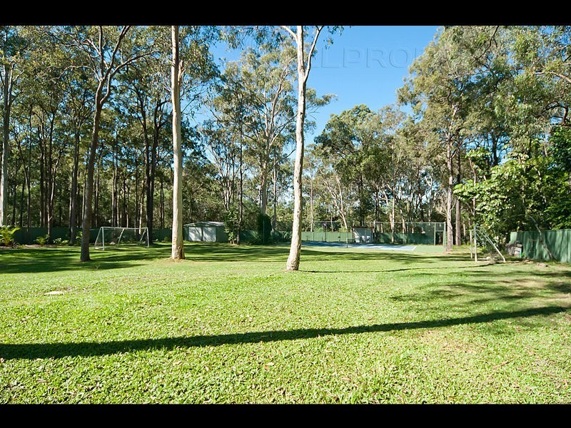 64 Scribner Av, Forestdale QLD 4118