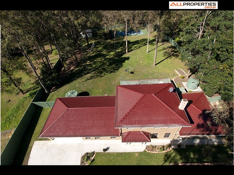 64 Scribner Av, Forestdale QLD 4118