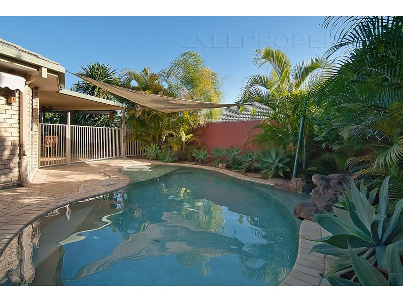 22 Coorong Place, Parkinson QLD 4115