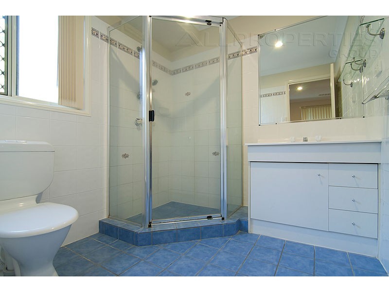 22 Coorong Place, Parkinson QLD 4115