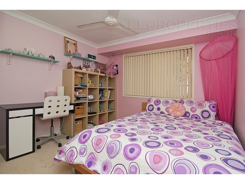 22 Coorong Place, Parkinson QLD 4115