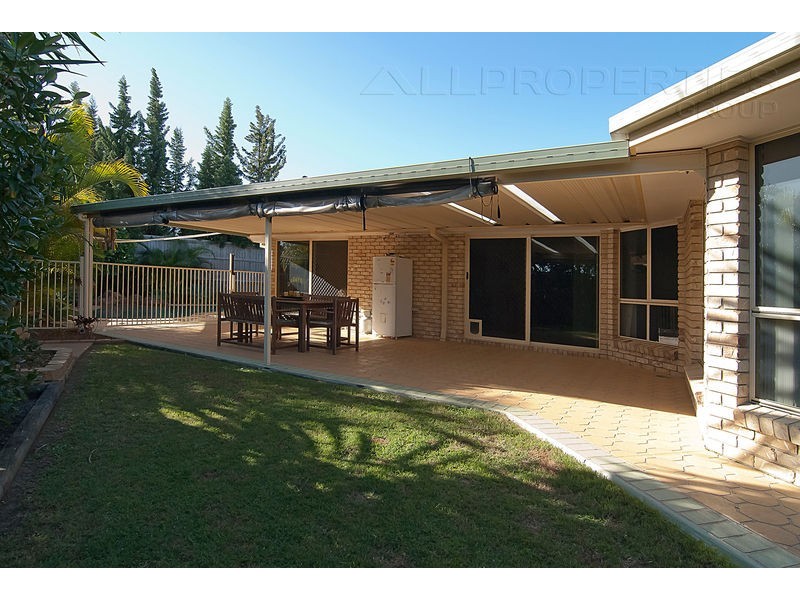 22 Coorong Place, Parkinson QLD 4115