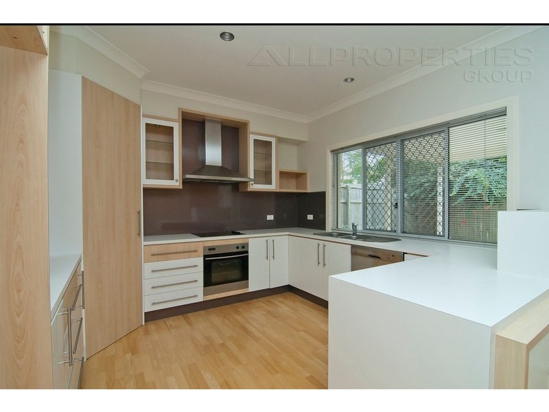 23 Carisbrook Circuit, Forest Lake QLD 4078