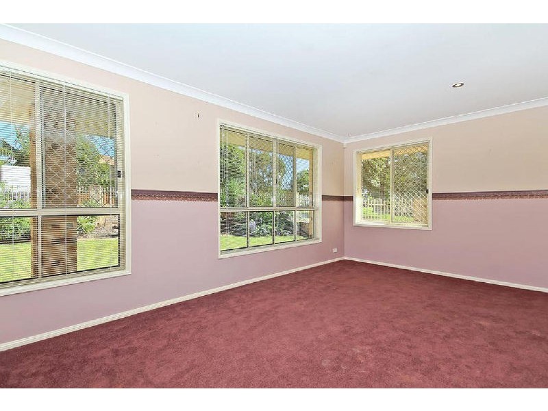 23 Ithaca Way, Forest Lake QLD 4078