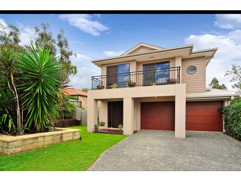 19 Hinchinbrook Cct, Forest Lake QLD 4078