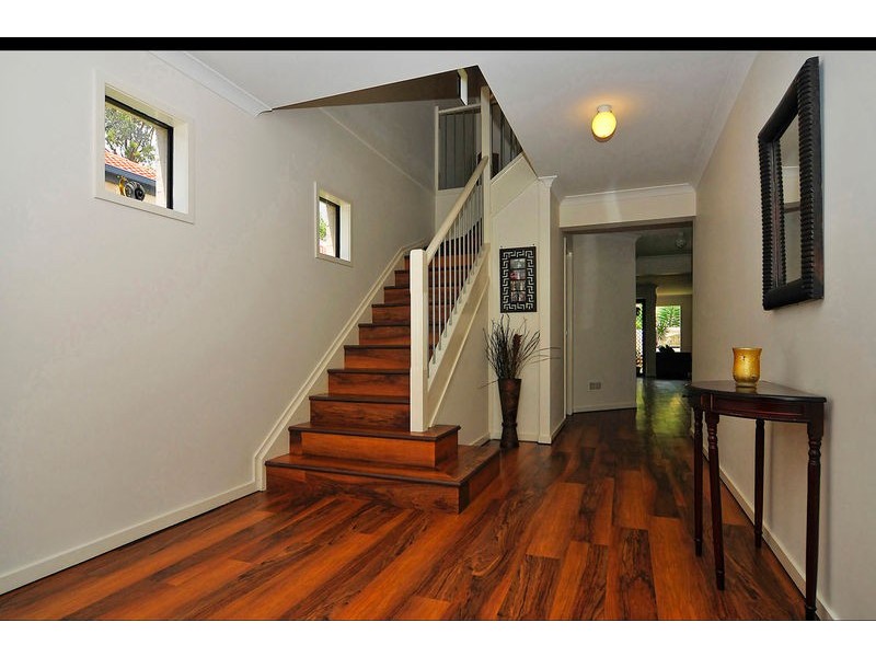 19 Hinchinbrook Cct, Forest Lake QLD 4078