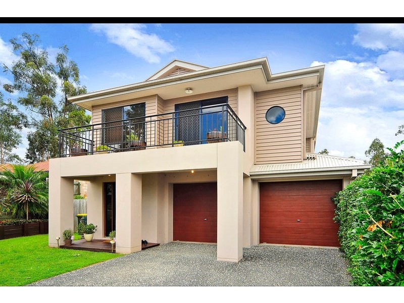 19 Hinchinbrook Cct, Forest Lake QLD 4078