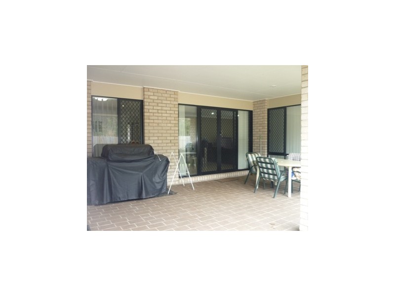 15 Weir Close, Berrinba QLD 4117