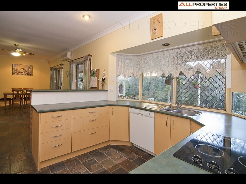 1640-1668 Chambers Flat Rd, Chambers Flat QLD 4133