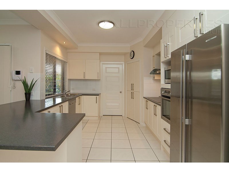 11 Rowan St, Parkwood Estate, Heathwood QLD 4110