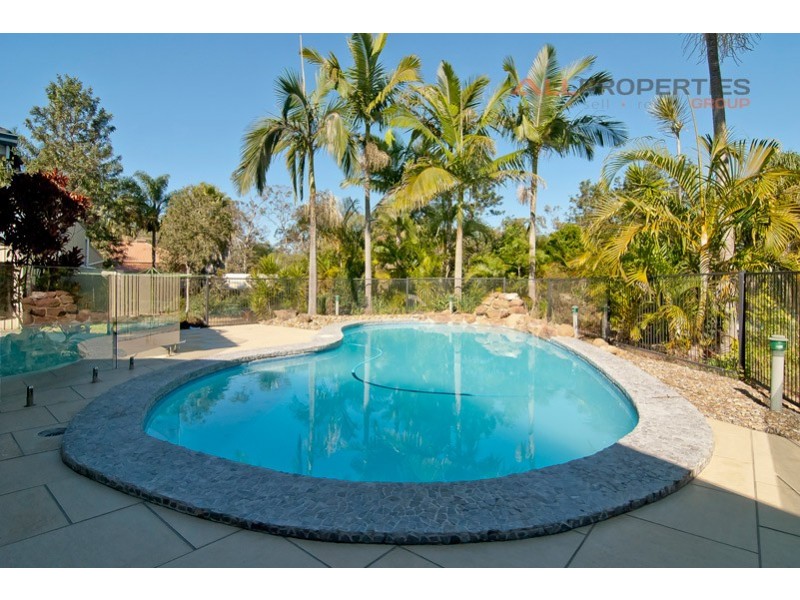 2 Broadsword Ct, Forestdale QLD 4118