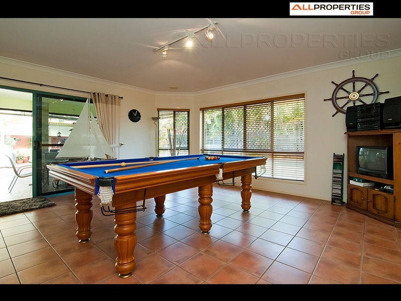 139 Lake Eyre Cres, Parkinson QLD 4115