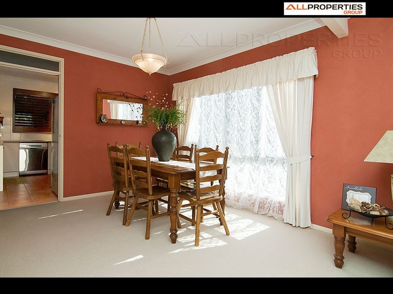 139 Lake Eyre Cres, Parkinson QLD 4115