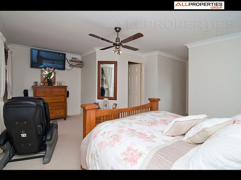 139 Lake Eyre Cres, Parkinson QLD 4115