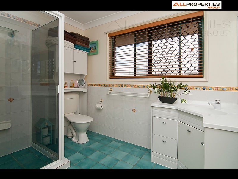 139 Lake Eyre Cres, Parkinson QLD 4115