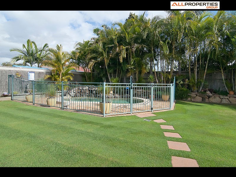 139 Lake Eyre Cres, Parkinson QLD 4115