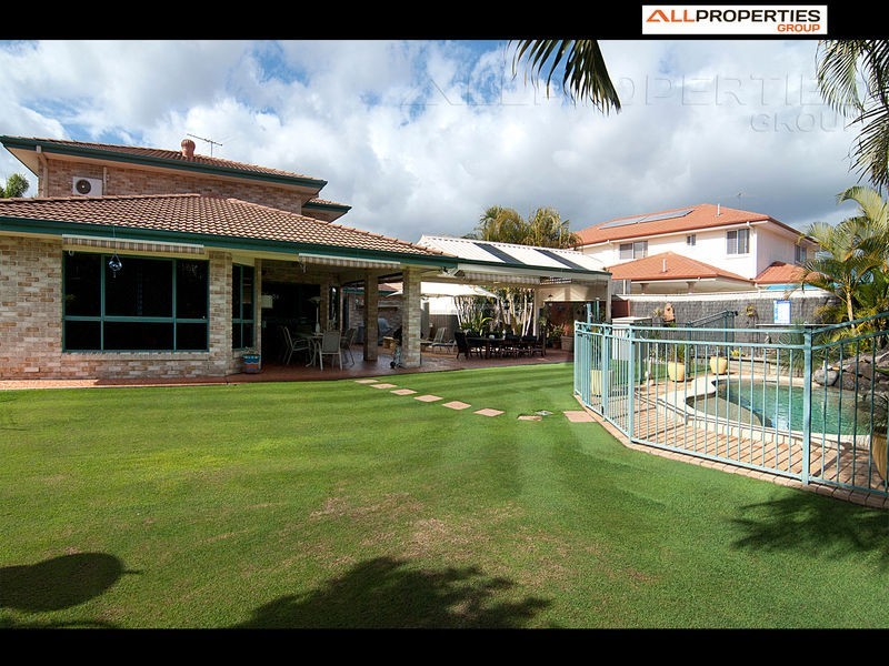 139 Lake Eyre Cres, Parkinson QLD 4115