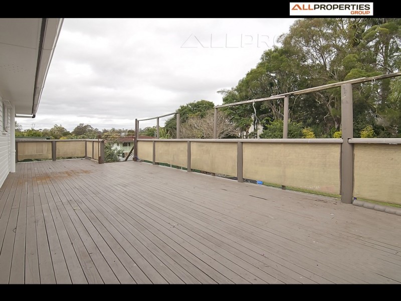8 George Street, Kingston QLD 4114