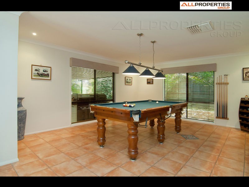 4 Camberwell Place, Forest Lake QLD 4078